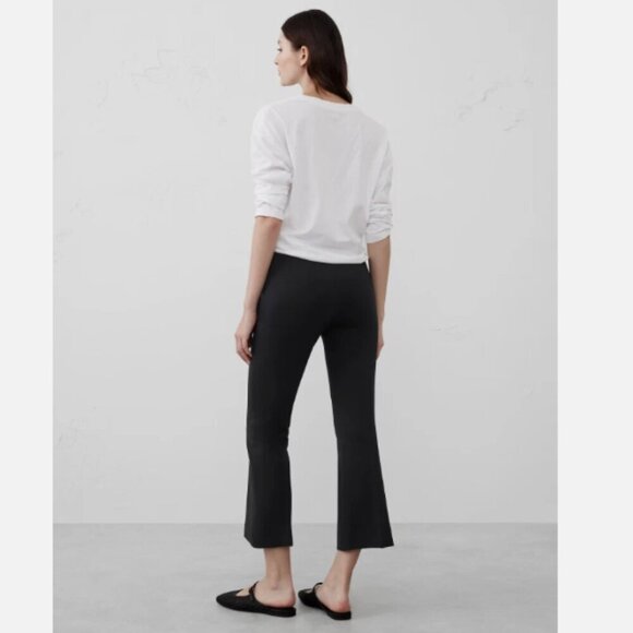 Banana Republic Bootcut Cropped PONTE Pull-On Pants Navy Blue XS #706708 RT$100 - Picture 2 of 7